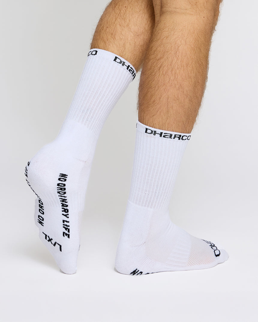 2 Pack: Black & White | Crew Socks