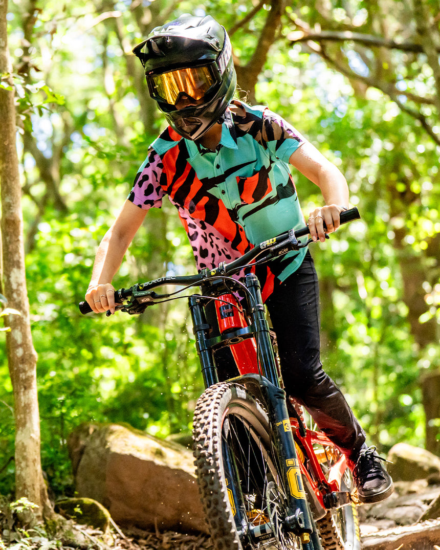 Youth Tech Party Shirt | Jinx